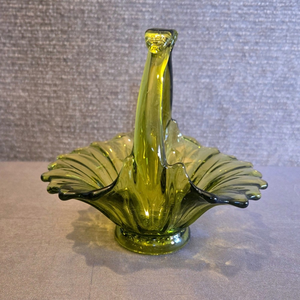 VTG Olive Green Glass Candy Basket Bowl Sunflower Look Pinched Kissing Handle